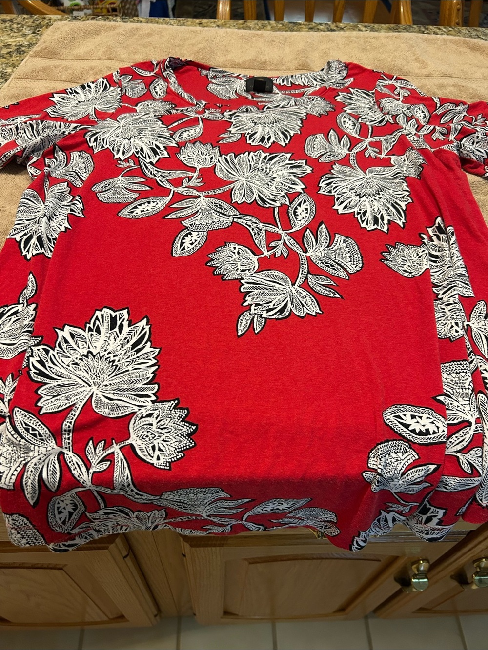 JM Collection Red and White Tropical Print Top